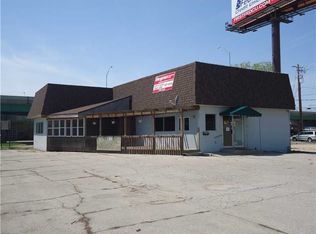 302 3rd Ave SW, Cedar Rapids, IA 52404