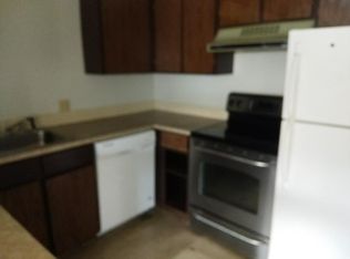 72 L St APT 2, Hoquiam, WA