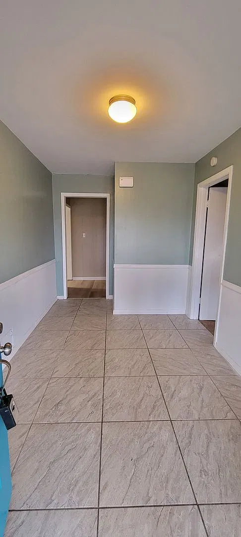 9500 Mansfield Rd — Photo 3