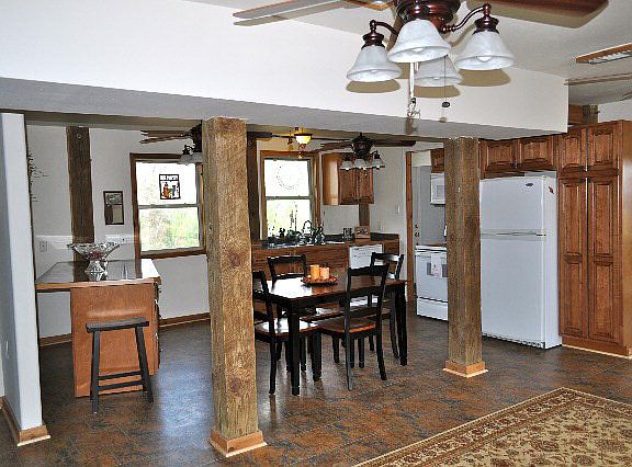 4th image of 83 Cressionnie Dr