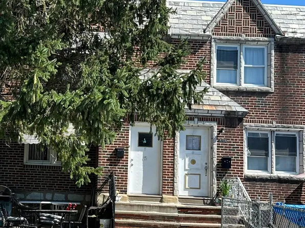 7135 Oakland St, Philadelphia, PA 19149