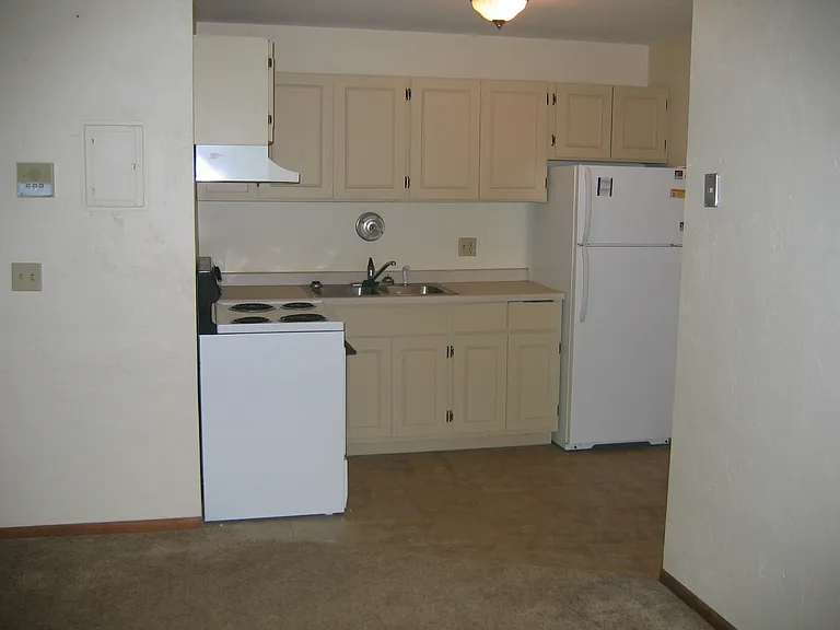 1862 Feronia Ave #12 — Photo 1