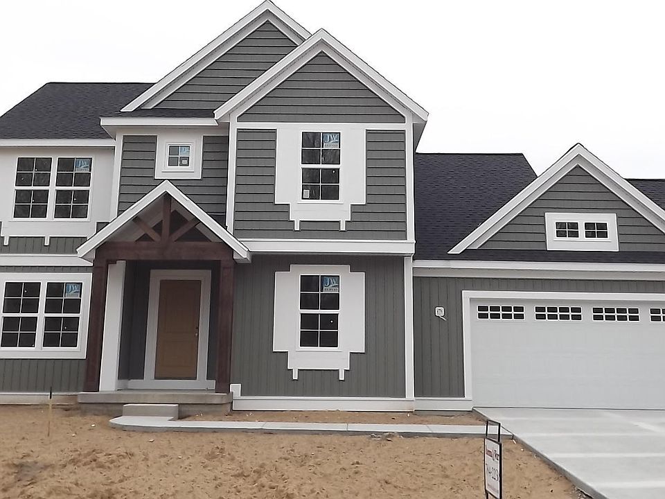 1st image of 6036 Marblehead Dr NE