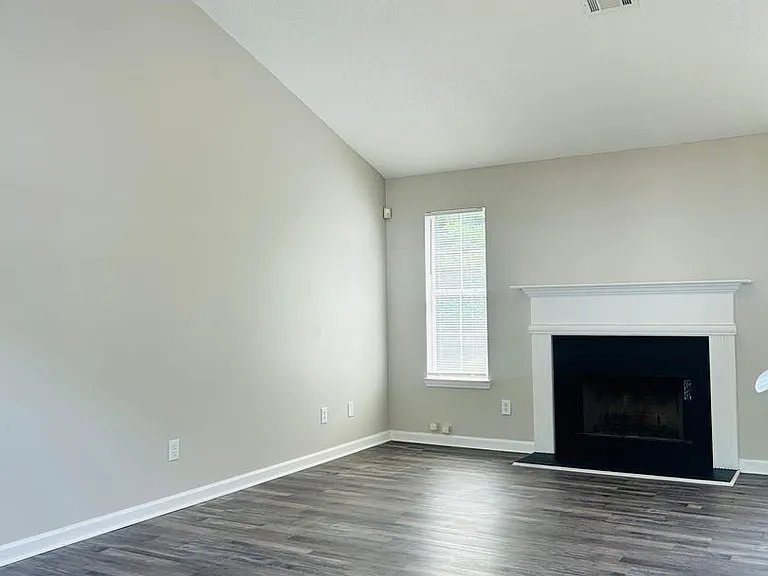 7018 New Dale Rd — Photo 4
