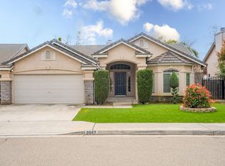 2847 E Granada Ave, Fresno, CA