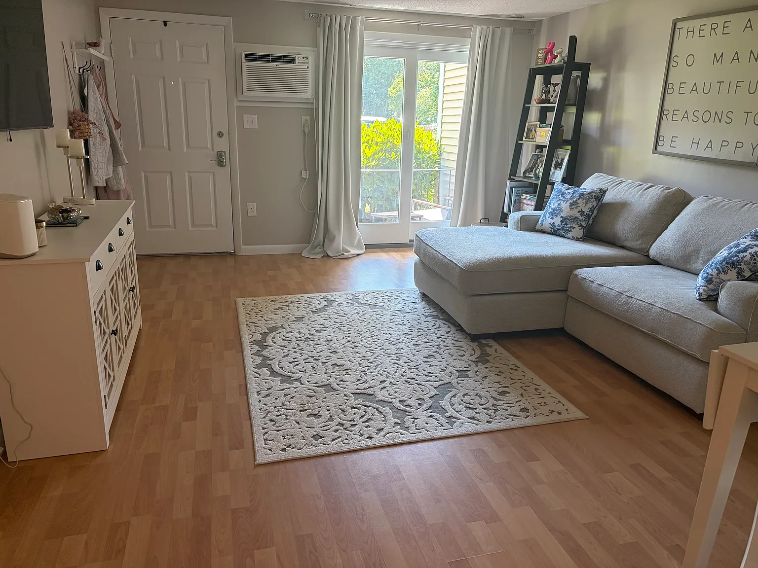 1 bed, 532 sqft, $1,950 — Photo 2