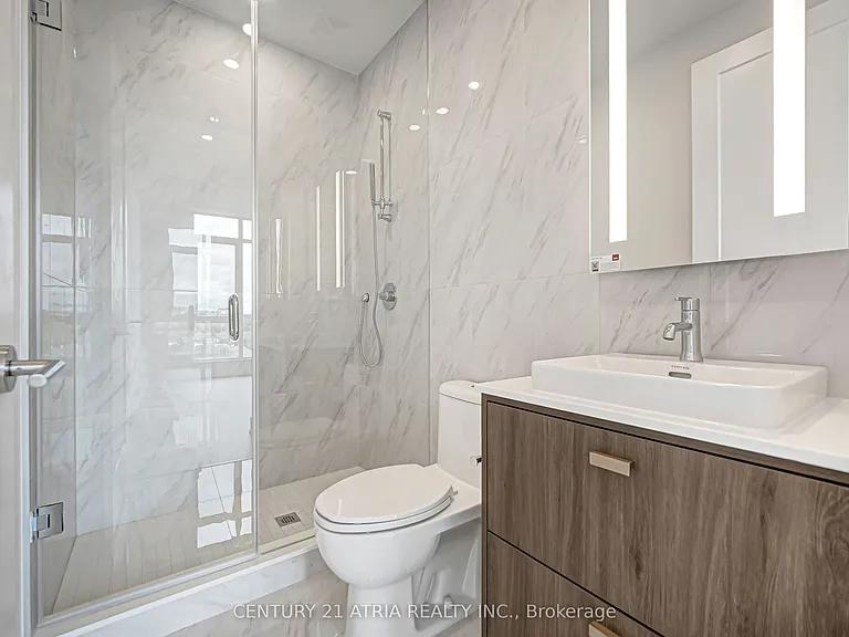 858 Dupont St #Penthouse 19 — Photo 29