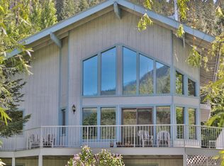 9585 E Leavenworth Rd, Leavenworth, WA 98826