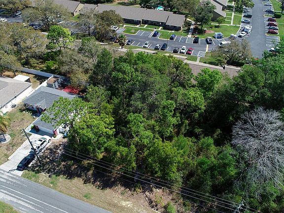 4th image of 0 Tomahawk Ave