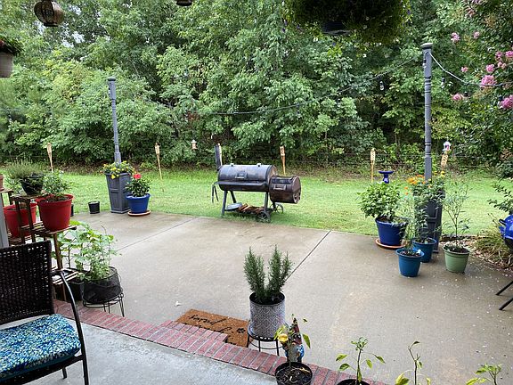 5th image of 6091 Harmony Grove Rd