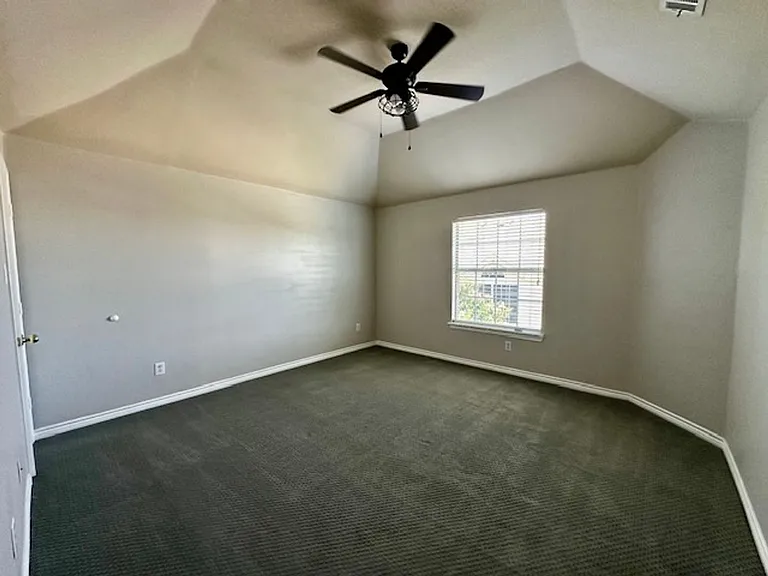 7005 Crenshaw Ln — Photo 14