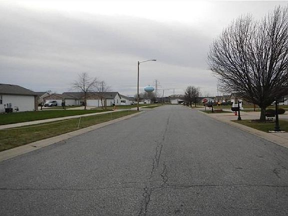 4th image of 4370 W 91st Pl
