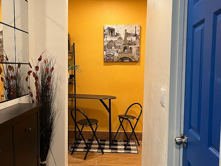 14722 Huston St #1 — Photo 3