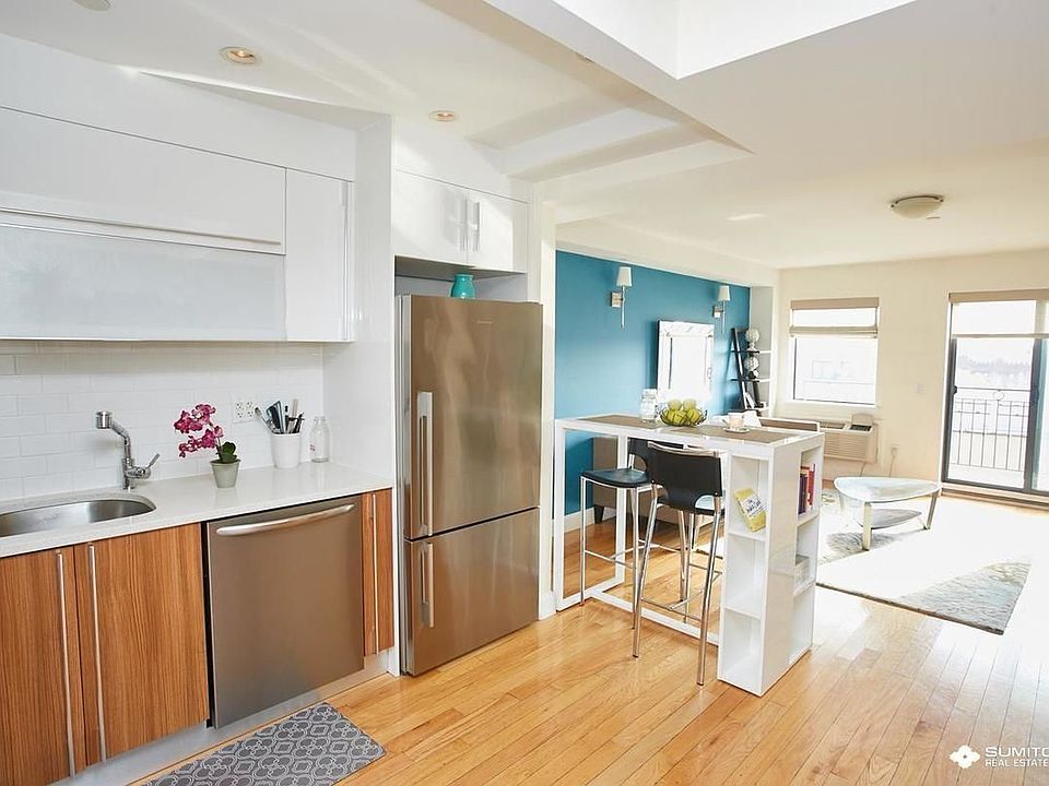 1st image of 31-35 31st St #602