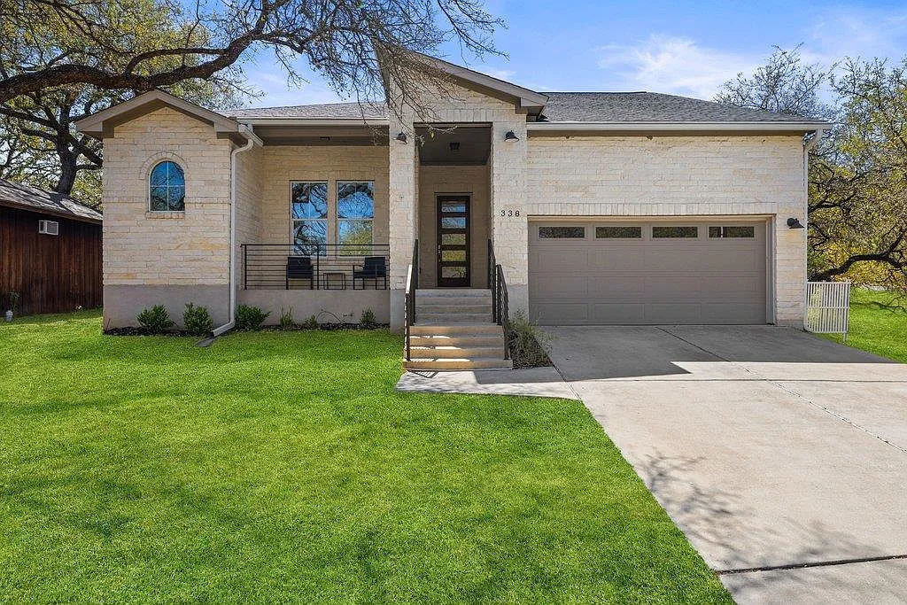3 bed, 2.0 bath, 1999 sqft, $2,500 — Photo 1