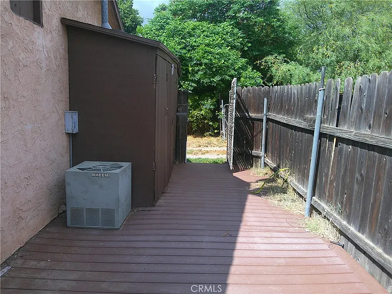 5237 Bushnell Ave — Photo 15