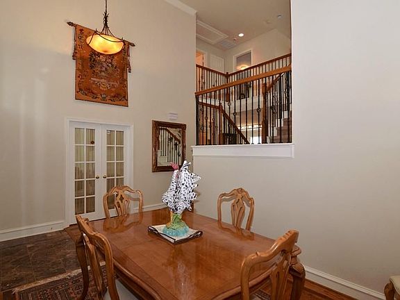 4th image of 9312 Patagonia Ln