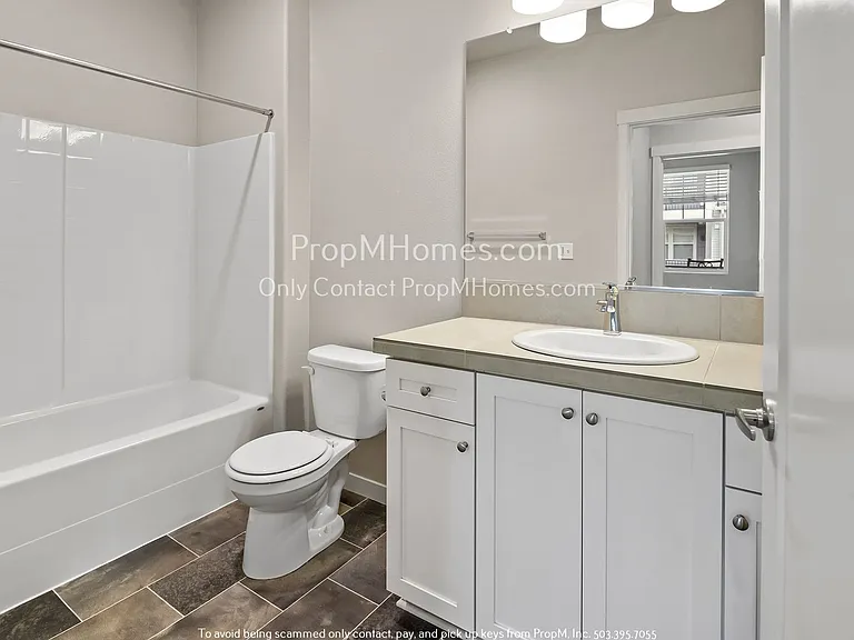 17149 SW Snowdale St #G302 — Photo 8