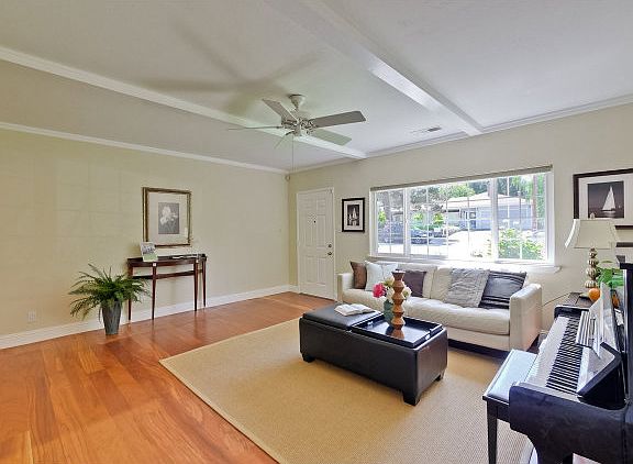 3rd image of 10190 Lockwood Dr