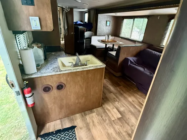 2 Bergen Hill Rd, Rockaway, NJ 07866