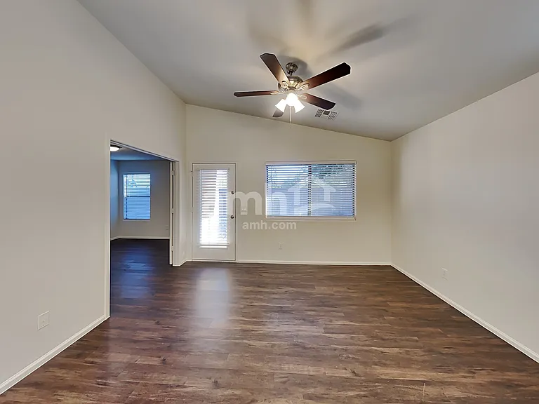 16563 W Melvin St — Photo 5
