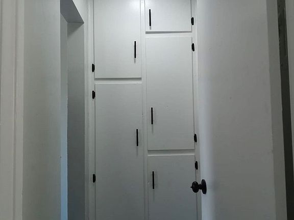 5th image of 8911 S Figueroa St #11A