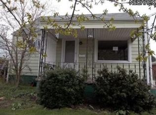 296 Sanderson Ave, Campbell, OH