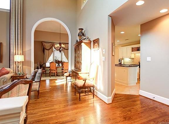 4th image of 5727 Ballinard Ln #5727