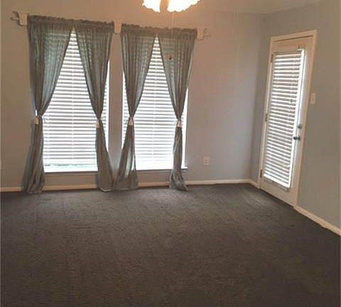 5th image of 203 Hollander Ct