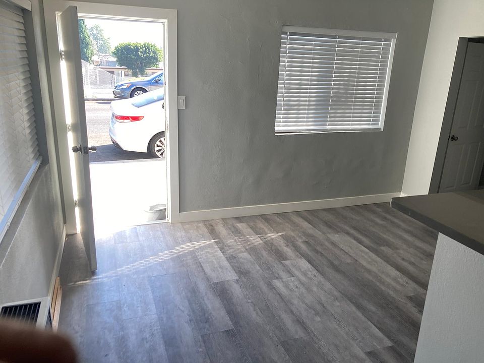 1st image of 5345 Huntington Dr N #4