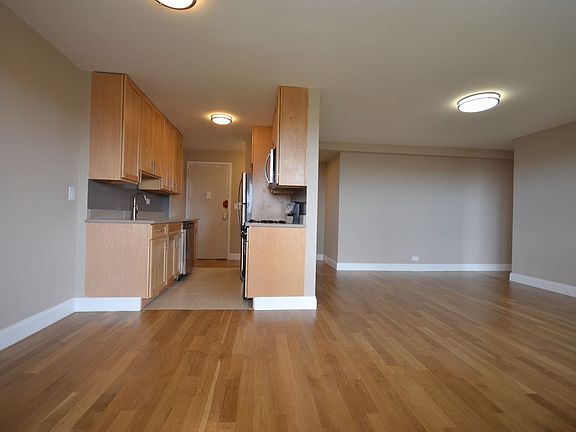 4th image of 12332 82nd Ave APT 15A