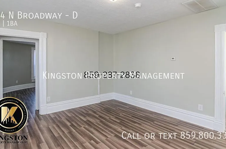 544 N Broadway St #D — Photo 7