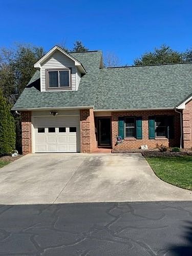 1st image of 1651 20th Avenue Ct NE