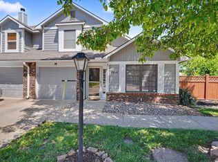 2214 Breckenridge Dr, Lawrence, KS 66047
