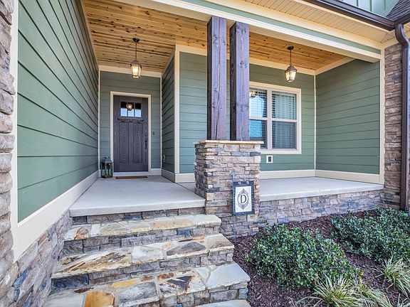 4th image of 8460 Skybrook Dr