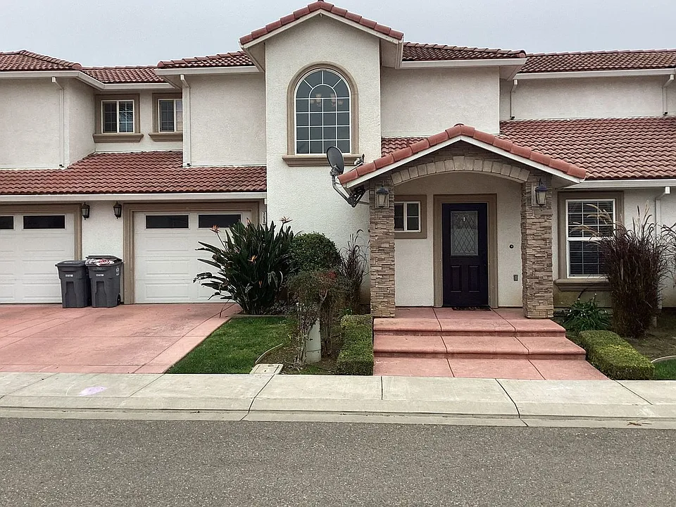 750 Odilia Ct