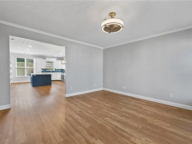 6616 Splashwater Dr — Photo 6