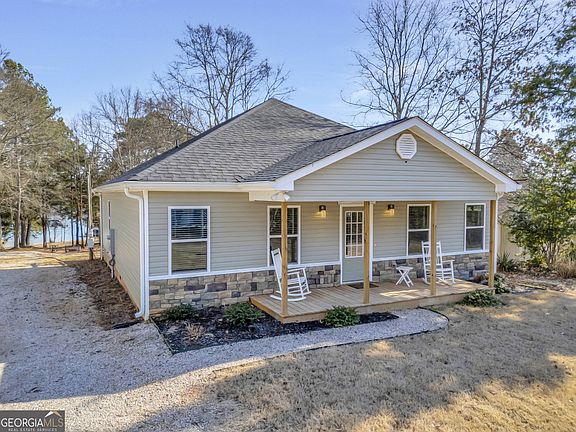 3rd image of 179 Bamboo Point