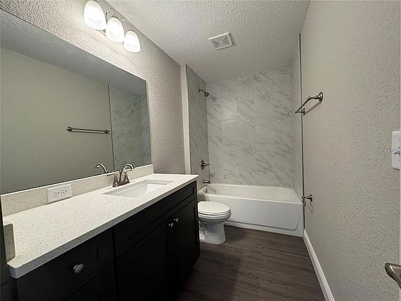 4th image of 3957 SE 137th Ln