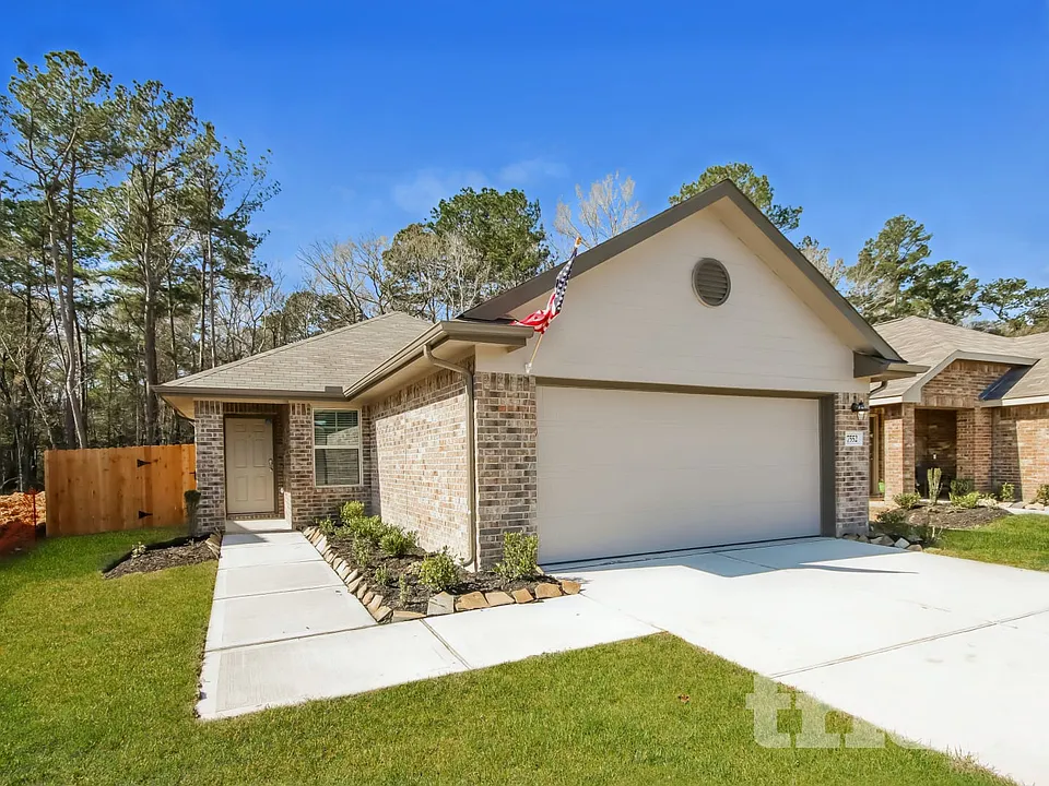 17552 Rosewood Manor Ln