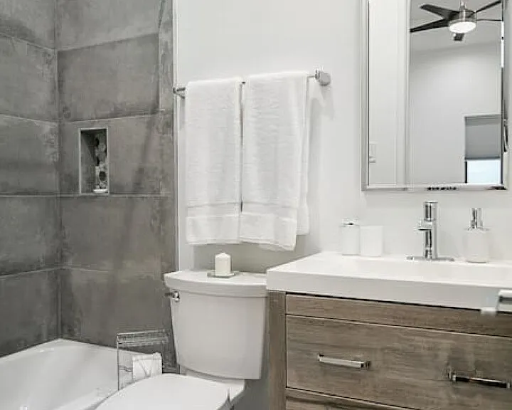 Memorial Heights Dr — Photo 17