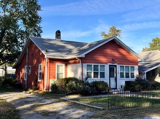 1109 E 5th St, West Frankfort, IL 62896