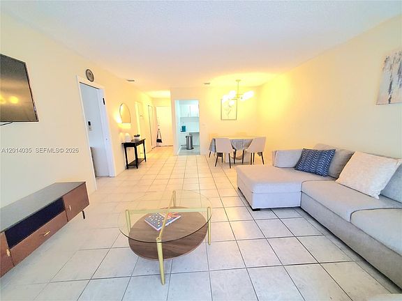 5th image of 16801 NE 13th Ave APT 314