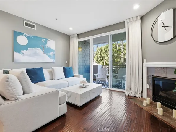 6038 Carlton Way APT 101, Los Angeles, CA 90028