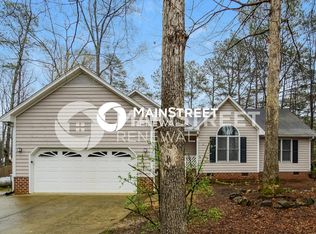 7201 Cedric Dr, Raleigh, NC 27603