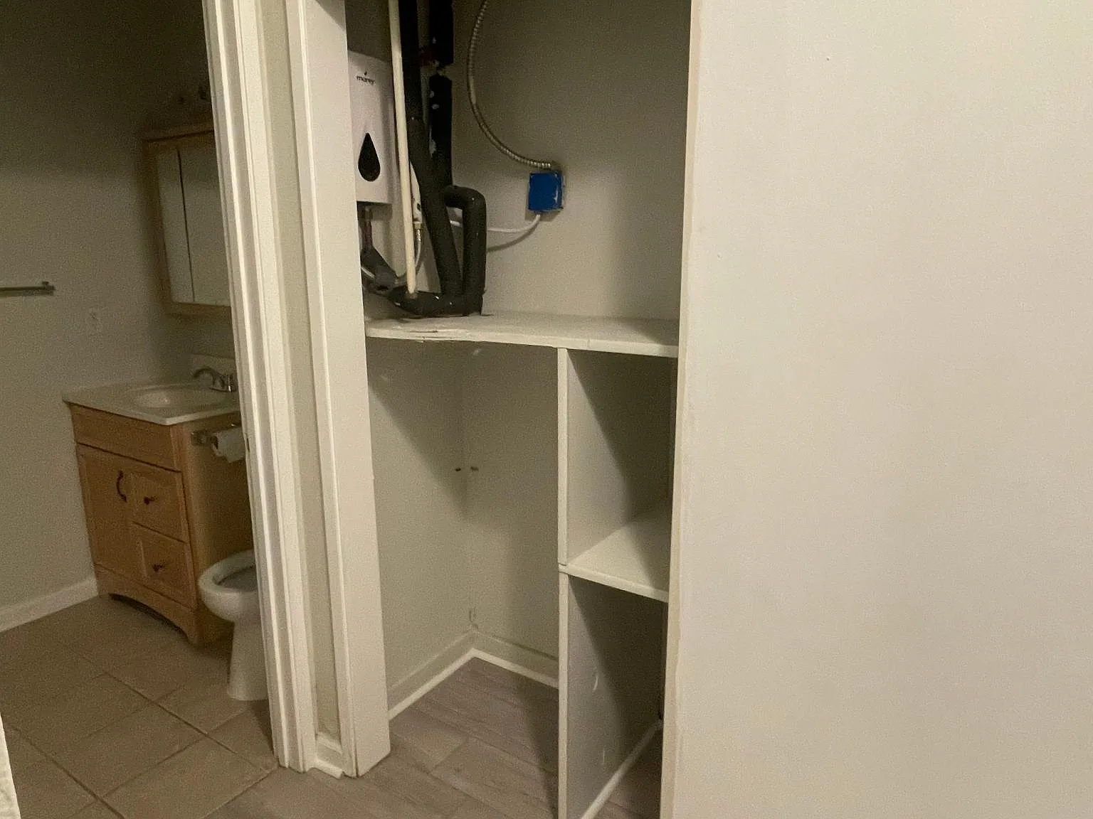 690 Pacific Ave — Photo 2