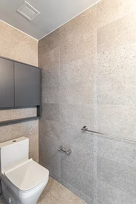 Rented by Bond New York | media 25