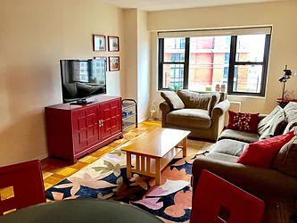 Rented by Vivaldi Real Estate