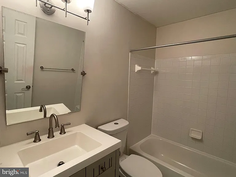 1903 Kalorama Pl NW #1021 — Photo 15