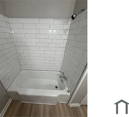 1200 Devine Dr — Photo 3